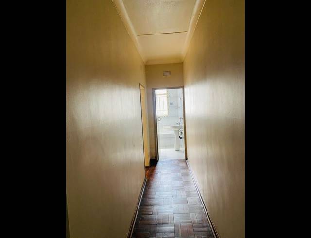 2 BEDROOM PROPERTY TO RENT IN BEZUIDENHOUT VALLEY